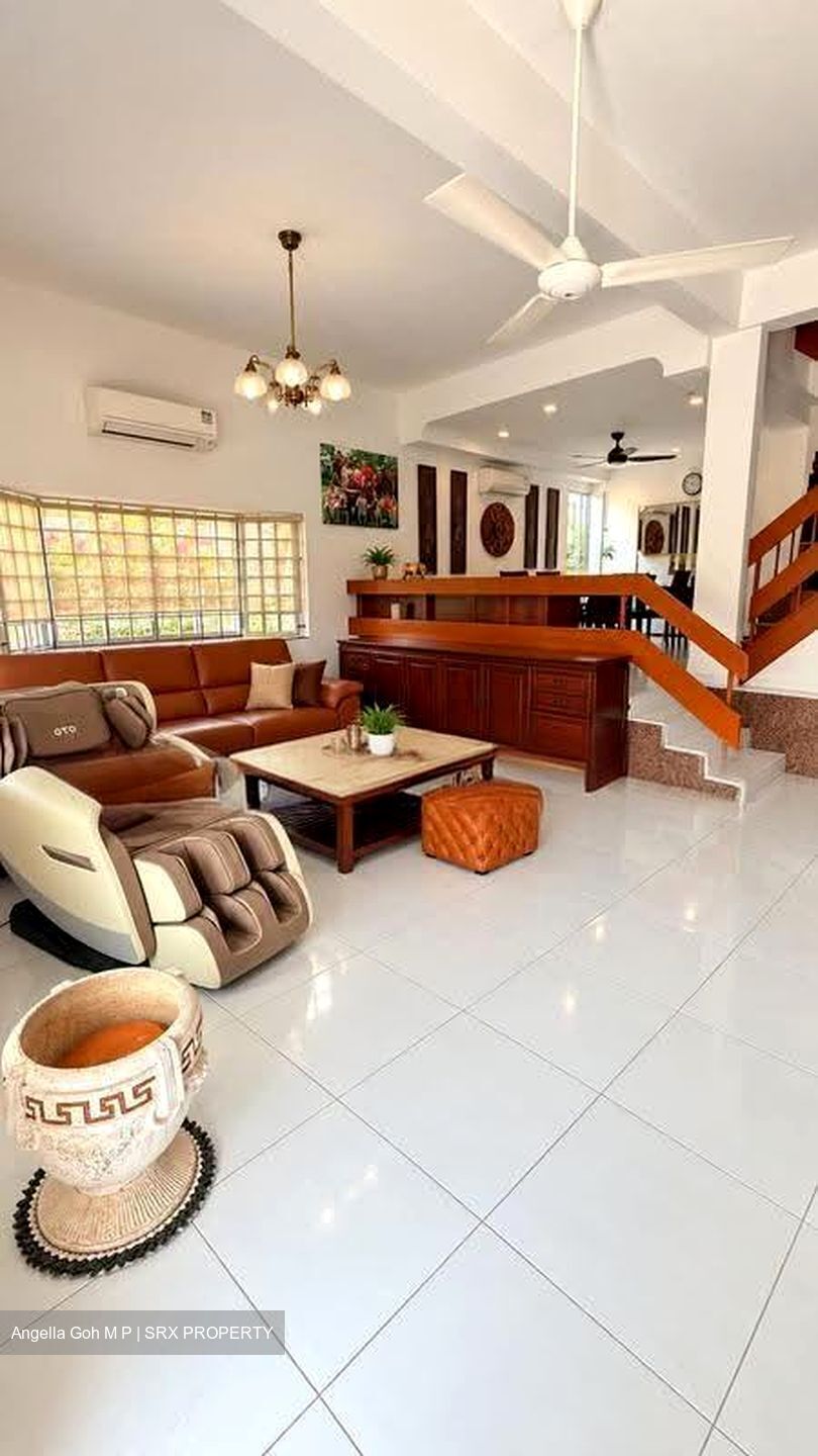 East Coast Hill (D16), Semi-Detached #627901611